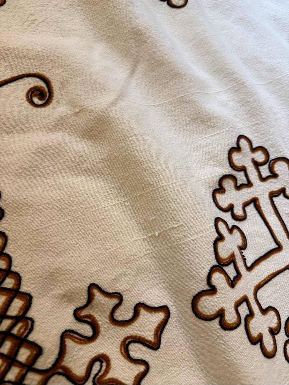 traditional white Ethiopian handwoven cotton blanket  brown embroidered crosses - Picture 9 of 11